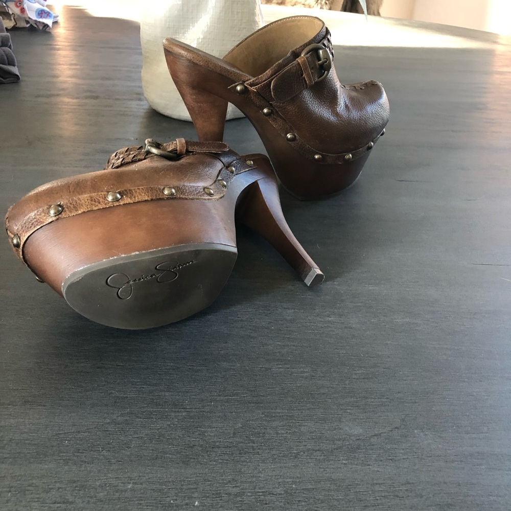 Jessica Simpson platform shoes